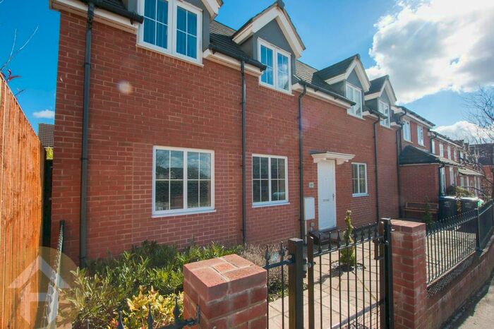 2 Bedroom Semi-Detached House To Rent In Station Road, Royal Wootton Bassett, SN4