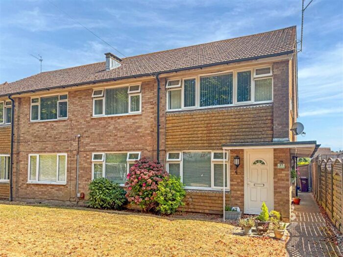 2 Bedroom Apartment For Sale In Old Manor Road, Rustington, BN16