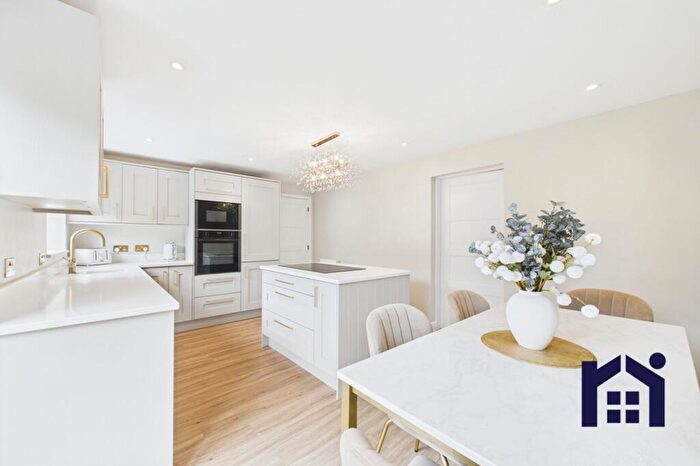 4 Bedroom Detached House For Sale In Redwood Drive, Chorley, PR7