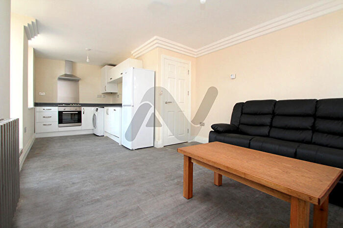 1 Bedroom Apartment To Rent In Blackstock Road, London, N4