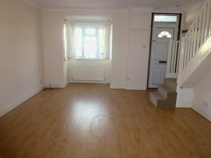 2 Bedroom Terraced House To Rent In Alexandra Road, Addlestone, KT15