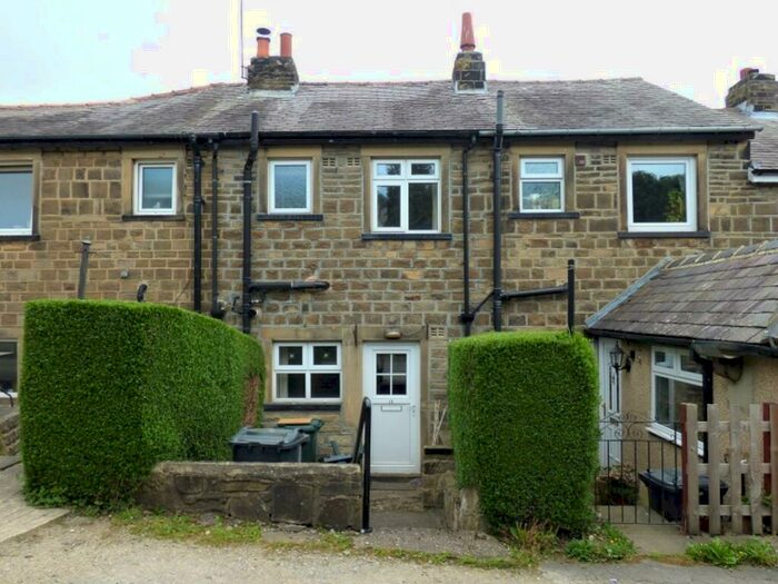 2 Bedroom House To Rent In Dale View, Steeton, Keighley, West Yorkshire, BD20