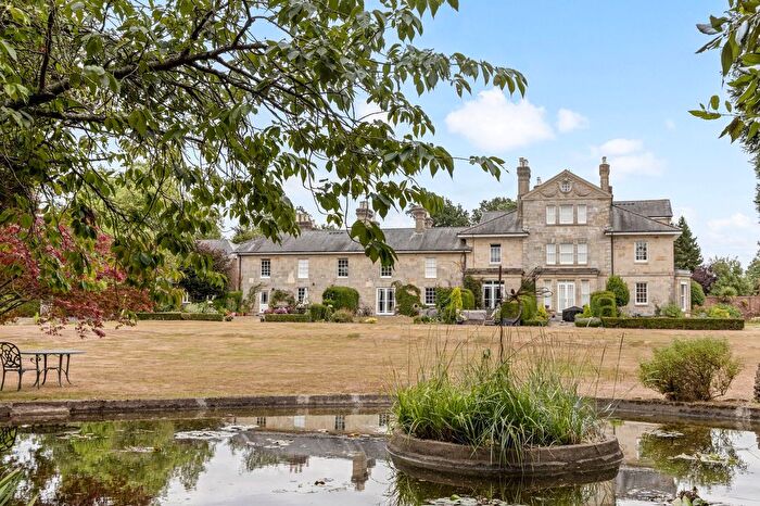 3 Bedroom Property For Sale In St. Leonards Park, Horsham, RH13