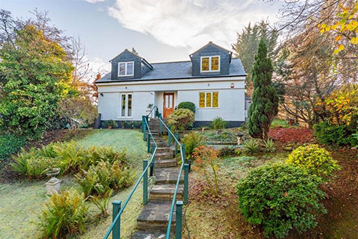 4 Bedroom Detached House For Sale In Robbery Bottom Lane, Welwyn, AL6