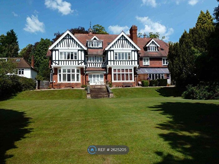 1 Bedroom Flat To Rent In Knighton Spinneys, Leicester, LE2