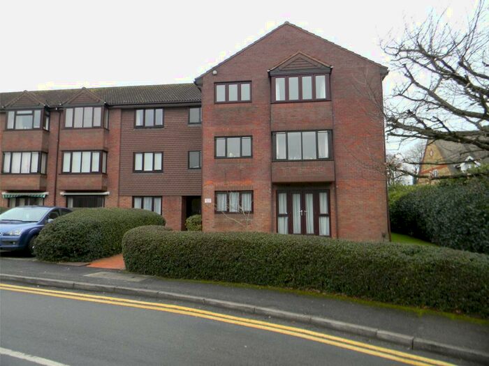 1 Bedroom Apartment To Rent In Broadwater, Berkhamsted, Hertfordshire, HP4