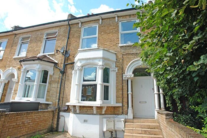 1 Bedroom Apartment To Rent In Upland Road, East Dulwich, London, SE22
