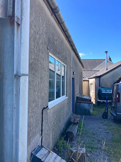 2 Bedroom Flat To Rent In Penllyn Village, Cowbridge, CF71