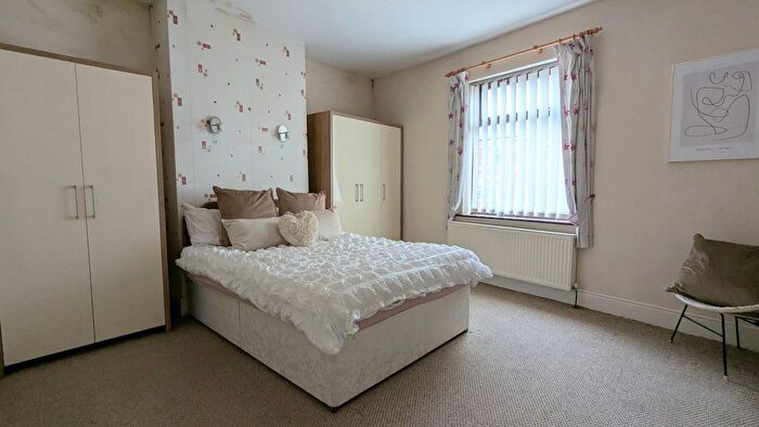 3 Bedroom Terraced House For Sale In Old Road, Ashton-In-Makerfield, Wigan, WN4