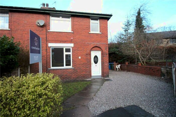 3 Bedroom Semi-Detached House To Rent In Highbank Road, Newhey, Rochdale, OL16