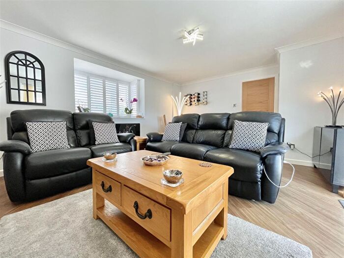 2 Bedroom Bungalow For Sale In Nightingale Drive, Weymouth, DT3