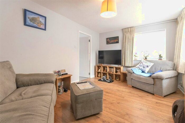 2 Bedroom Bungalow For Sale In Glebe Road, Biggleswade, Bedfordshire, SG18