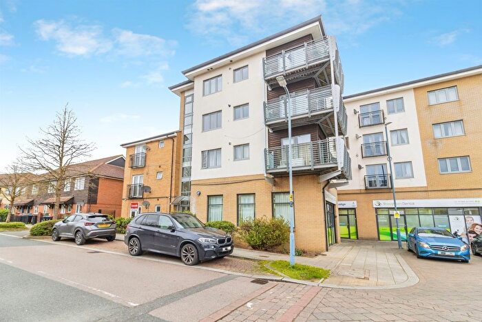 1 Bedroom Flat For Sale In Oakworth Avenue, Broughton, Milton Keynes, MK10