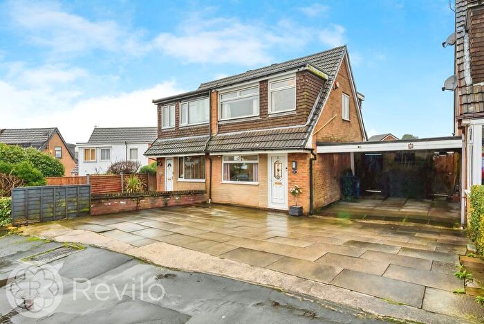 3 Bedroom Semi Detached House For Sale In Eafield Avenue, Milnrow, OL16