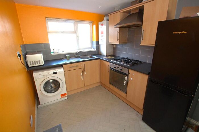 4 Bedroom Flat For Sale In Sefton Road, Middlesbrough, TS3