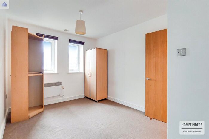 1 Bedroom Apartment To Rent In High Street, Stratford, E15