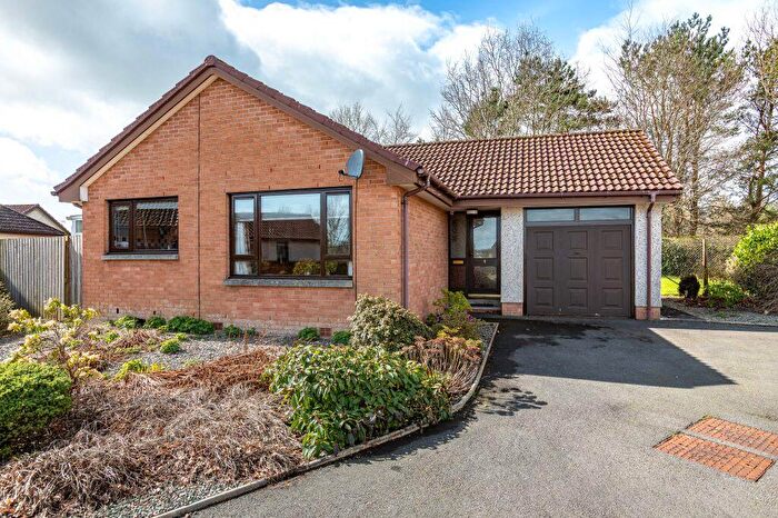 2 Bedroom Detached House For Sale In Yarrow Place, Dumfries, DG2