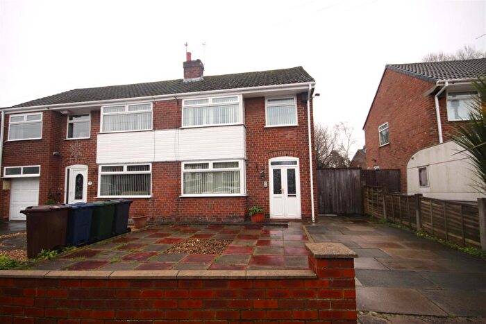 3 Bedroom Semi Detached House For Sale In Marians Drive, Ormskirk, L39