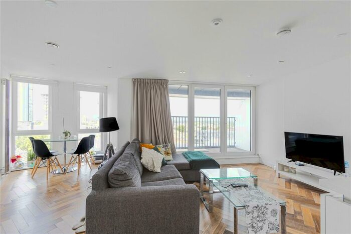 1 Bedroom Apartment To Rent In City Road, London, EC1V
