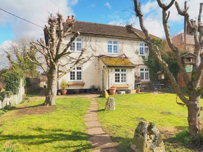 4 Bedroom Detached House For Sale In Village Street, Thruxton, Andover, SP11