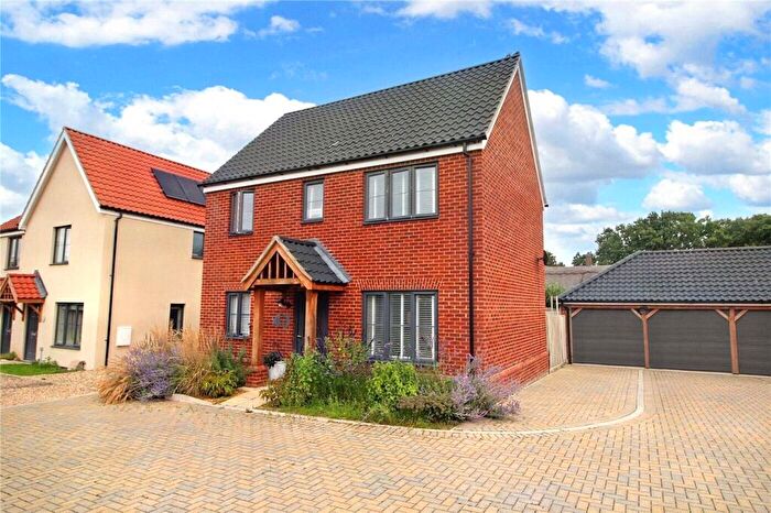 3 Bedroom Detached House For Sale In Bee-Orchid Way, Rockland St. Mary, Norwich, Norfolk, NR14