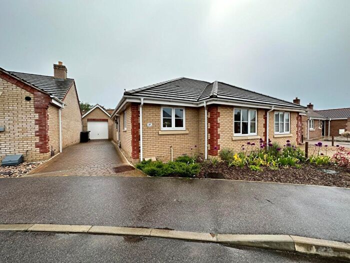 2 Bedroom Semi-Detached Bungalow To Rent In Primrose Avenue, Downham Market, PE38