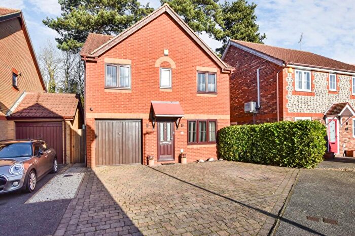 4 Bedroom Detached House For Sale In Gill Close, Heybridge, Maldon, CM9
