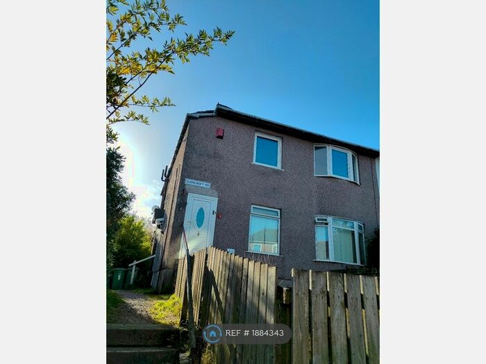 3 Bedroom Flat To Rent In Glencroft Road, Glasgow, G44