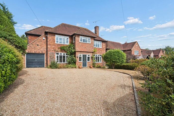 4 Bedroom Detached House For Sale In Loudhams Wood Lane, Chalfont St. Giles, Buckinghamshire, HP8