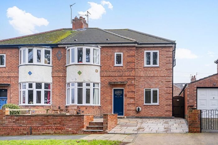 4 Bedroom Semi Detached House For Sale In New Lane, York, YO24