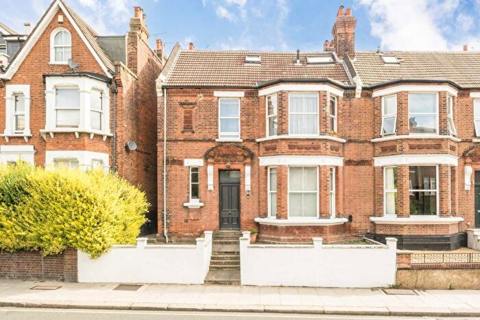 2 Bedroom Flat To Rent In Fortune Green Road, West Hampstead, NW6