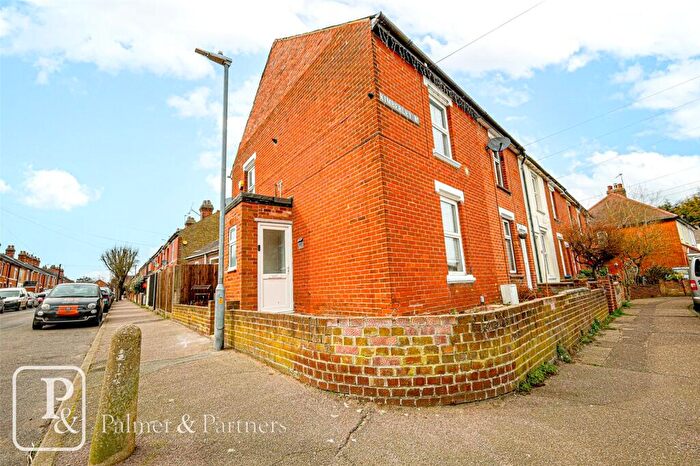 3 Bedroom End Of Terrace House To Rent In King Stephen Road, Colchester, Essex, CO1