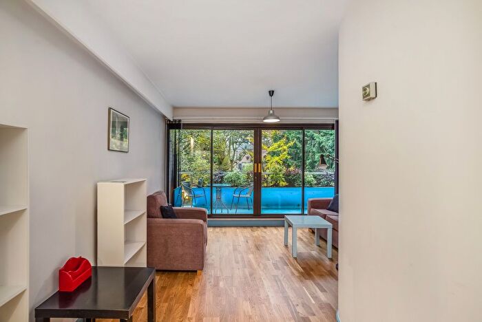 1 Bedroom Flat To Rent In Archery Steps, St George's Fields, London, W2