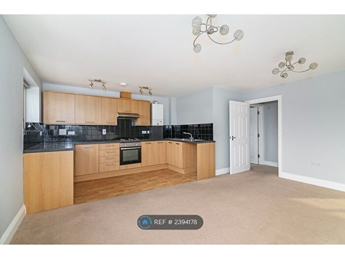 2 Bedroom Flat To Rent In Belmont Road, Erith, DA8