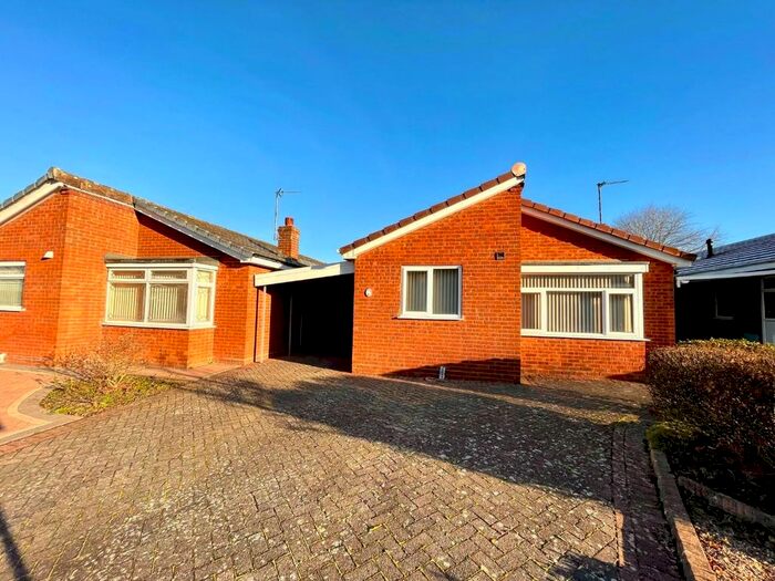 2 Bedroom Bungalow To Rent In Kingshayes Road, Aldridge, Walsall, WS9