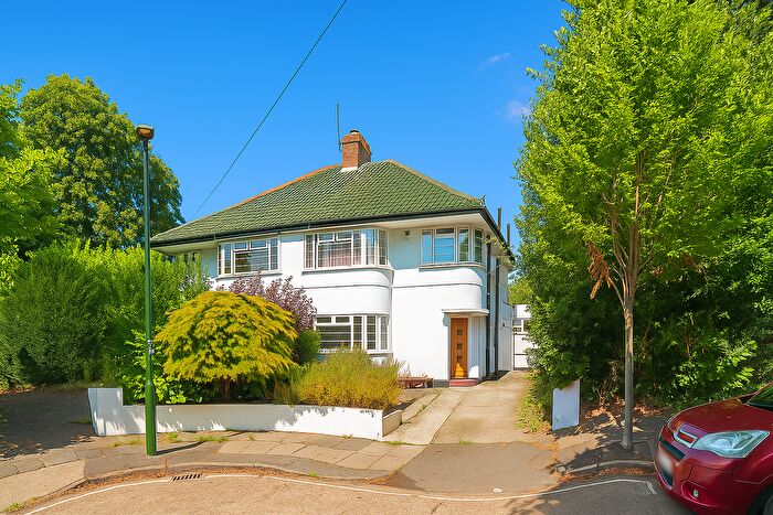 4 Bedroom Detached House For Sale In Park House Gardens, Twickenham, TW1