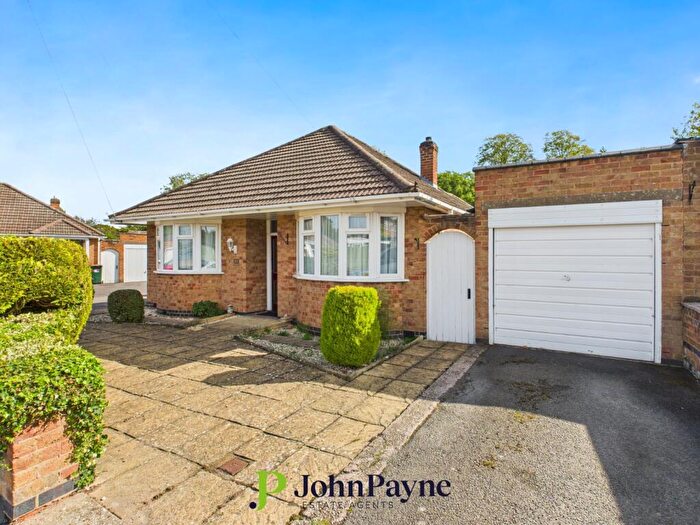 2 Bedroom Bungalow For Sale In Alfriston Road, Finham, Coventry, CV3