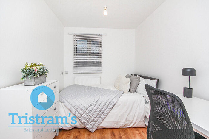 6 Bedroom End Of Terrace House To Rent In Gadd Street, Nottingham, NG7