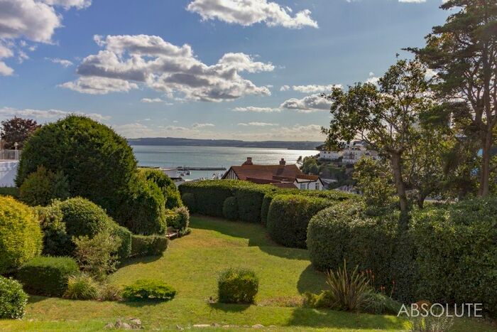 2 Bedroom Flat To Rent In Hillesdon Road, Torquay, Devon, TQ1