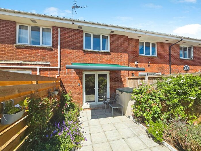 2 Bedroom Terraced House For Sale In Lanes End, Totland Bay, Isle Of Wight, PO39