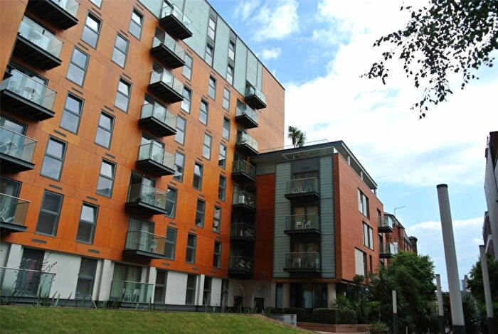 1 Bedroom Apartment To Rent In Skyline Central, Goulden Street, Manchester, M4