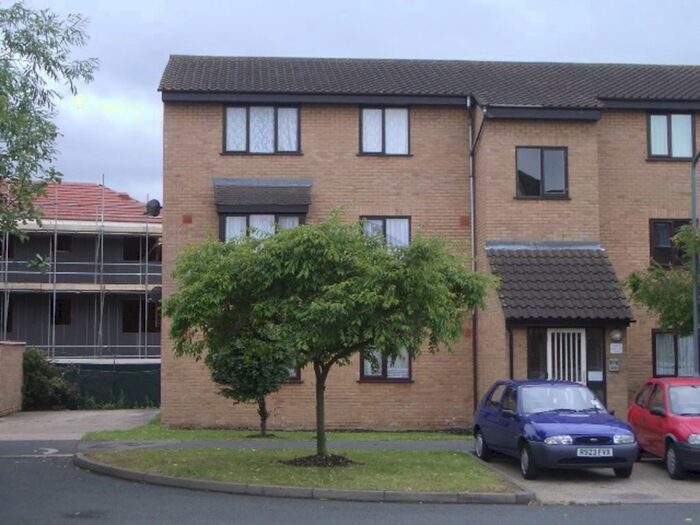 1 Bedroom Apartment To Rent In Millhaven Close, Romford, RM6