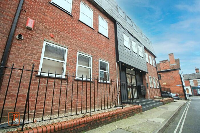 2 Bedroom Apartment To Rent In Northgate Street, Colchester, Essex, CO1