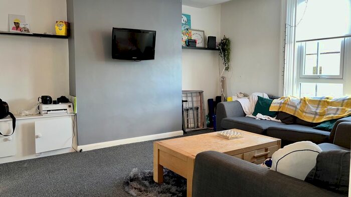 5 Bedroom Property To Rent In Belle Grove West, Spital Tongues, Newcastle Upon Tyne NE2