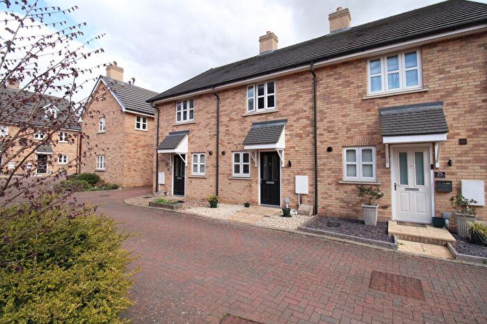 2 Bedroom House For Sale In Radcliffe Mews, New Cardington, MK42