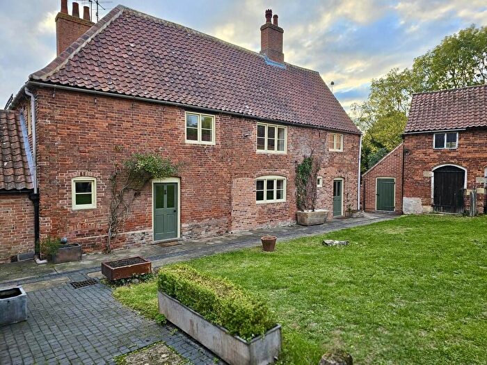 3 Bedroom Farm House To Rent In Kersall, Newark, NG22