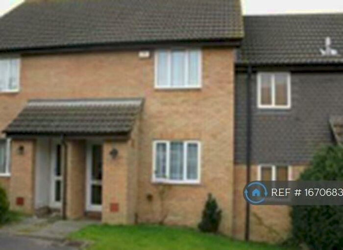 2 Bedroom Semi-Detached House To Rent In Durham Way, Basingstoke, RG22