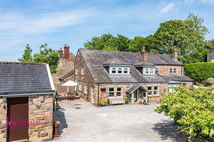 3 Bedroom Semi-detached House For Sale In Croichley Fold, Hawkshaw, Bury, BL8