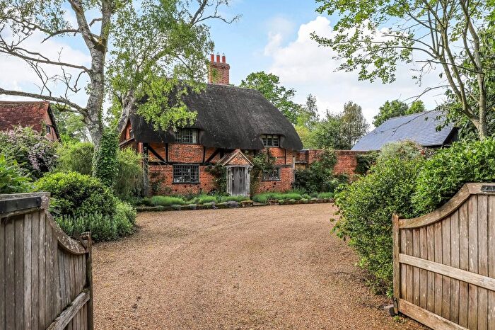 5 Bedroom Detached House For Sale In Lower Street, Braishfield, Romsey, Hampshire, SO51