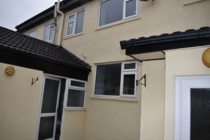 3 Bedroom Apartment To Rent In Flat, High Street, BS22